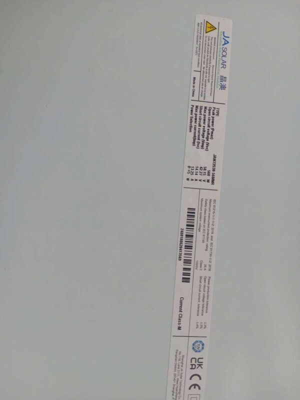 teample tấm JA 560watt